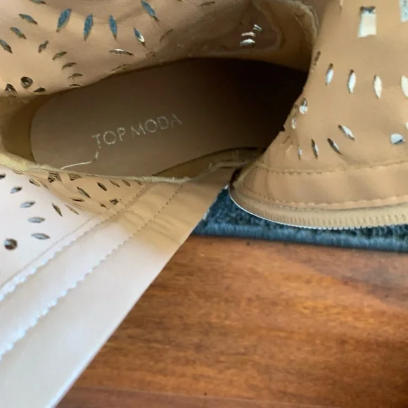 TOP Moda Beige Western Ankle Boots with cutout design, and side zipper - Picture 5 of 5